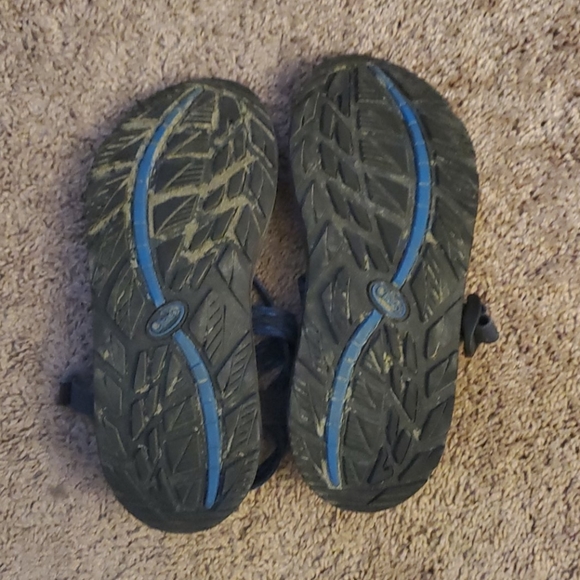 Mens Chacos (Size 10) - Picture 2 of 3